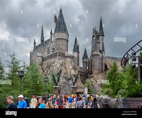 Hogwarts Castle Wizarding World Of Harry Potter Islands Of Stock