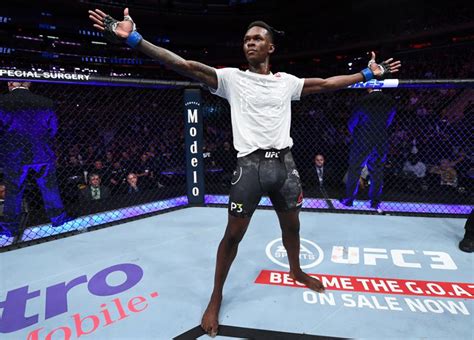 V Deo Israel Adesanya Robert Whittaker Ufc Super Lutas