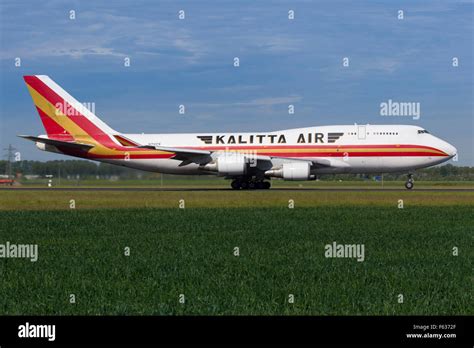 Kalitta air cargo aircraft hi-res stock photography and images - Alamy