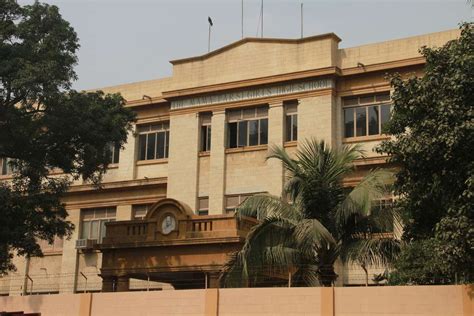 Mama Parsi Girls High School Karachi