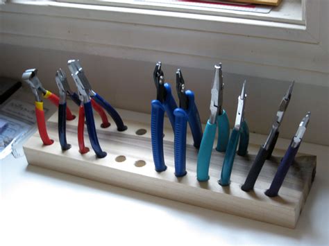 Plier Holder Diy Rainydaymagazine