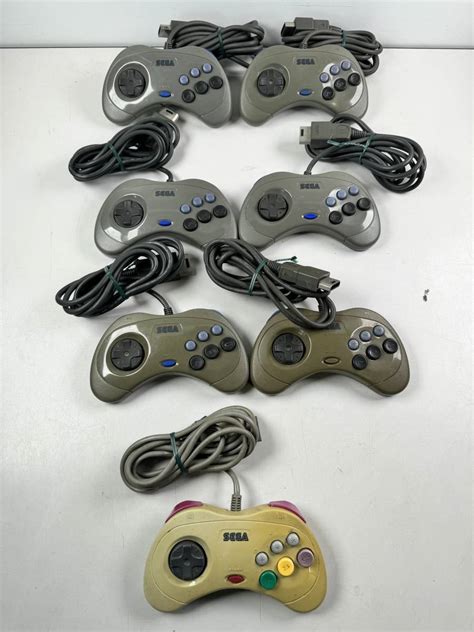 【傷や汚れあり】♪【中古】sega Saturn コントロールパッド Hss 0101 7個 まとめ セガサターン コントローラー 動作未確認