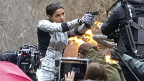 Priyanka Chopra Shares Throwback BTS Picture From Sets Of Citadel