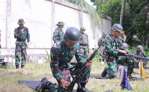 Dandim 0107 Aceh Selatan Pantau Dan Ikuti Kegiatan Latihan Menembak