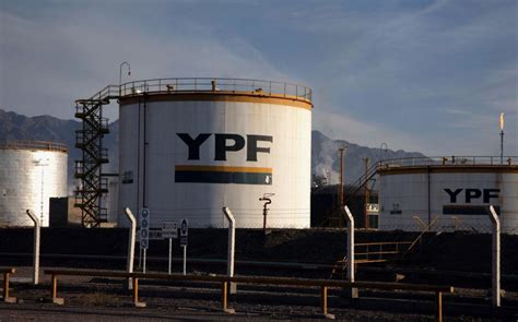 Entró en vigencia acuerdo entre YPF y Petronas para invertir US 550