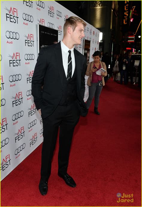 Alexander Ludwig Lone Survivor Premiere Photo 617394 Photo