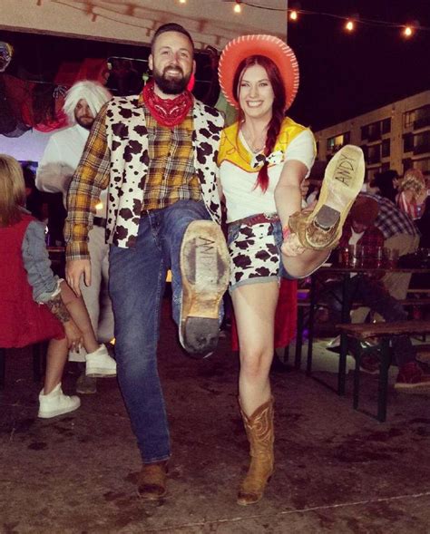 Woody And Jessie Diy Couples Halloween Costume Couple Halloween