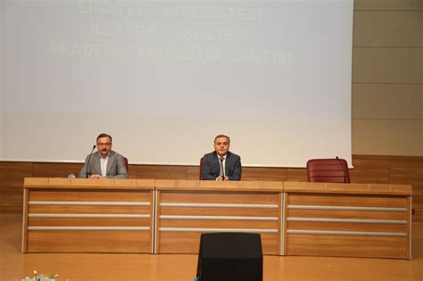 İletişim Fakültemizin Akademik Kurul Toplantısı Gerçekleştirildi