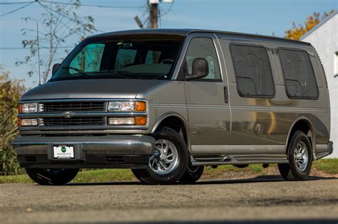 15k Mile 2002 Chevrolet Express G1500 Conversion Van For Sale On Bat Auctions Sold For 17000