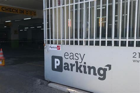 Lisbon airport parking | ParkinGO