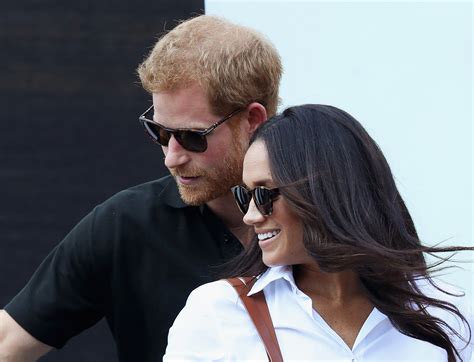 DIAPORAMA Le Prince Harry Et Meghan Markle S Affichent Officiellement