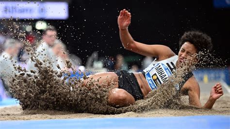 Leichtathletik Malaika Mihambo Gewinnt Erneut Hallenmeisterschaften