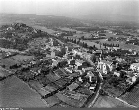 Montségur sur Lauzon Vue aérienne du village