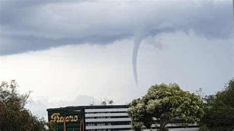 Queensland Weather Brisbane In Firing Line As Supercells Bring Deluge