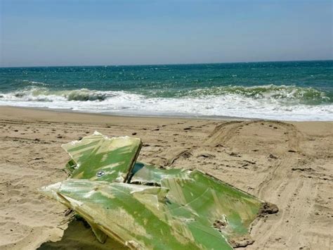An ‘unusual And Rare Wind Turbine Failure Is Littering Nantucket