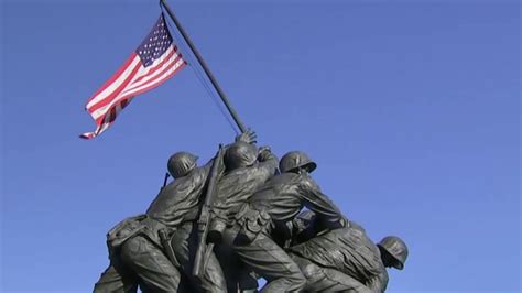 Iwo Jima Flag Raising Statue 13 Hands - About Flag Collections