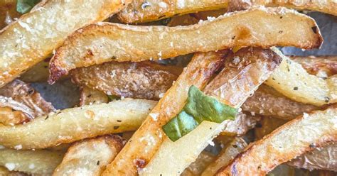 Crispy Air Fryer Garlic Parmesan Fries The Bella Vita