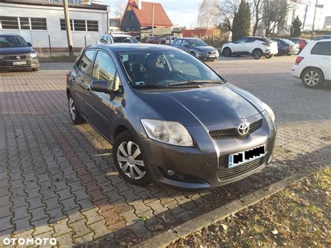 Używane Toyota Auris 20 500 PLN 195 000 km Otomoto