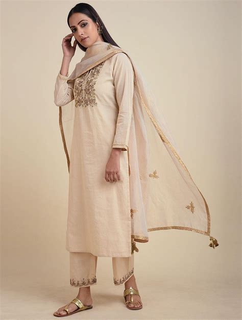 Buy Gold Hand Embroidered Chanderi Silk Tissue Kurta Women Kurtas