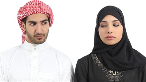 Saudi Groom Divorces Wife At Record Speed For Sharing Wedding Photos With Her Friends Al Bawaba