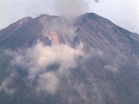 Doa Warganet Twitter Usai Erupsi Gunung Merapi Semeru Tagar