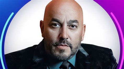 Lupillo Rivera Salva A Un Habitante Del Cuarto Tierra De La Eliminación