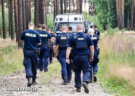 83 latka z gminy Olsztynek wybrała się grzyby i zaginęła Została