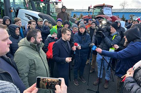 Protesty Rolnik W W Europie Siekierski Unia Europejska Posz A Za