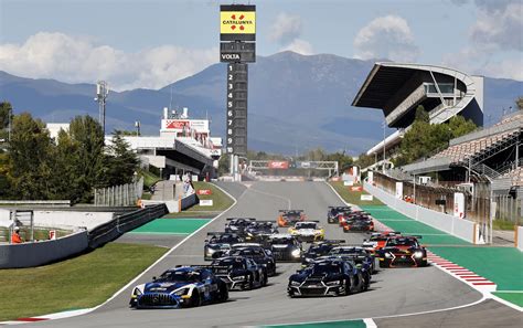 Gran Final De Temporada En El Festival De La Velocidad De Barcelona