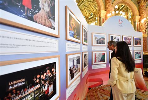 Chine France Une Exposition De Photos Paris Pour C L Brer Les