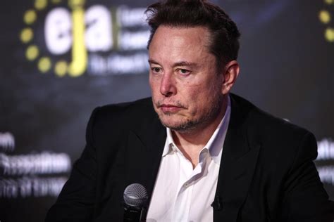 Elon Musk l allarme per il settore automotive è serio Demoliranno