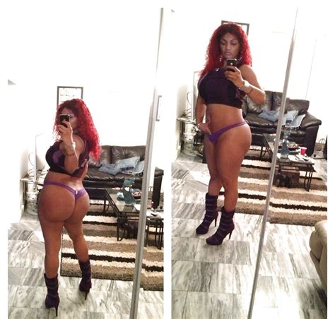 Milf With Big Tits Shesfreaky