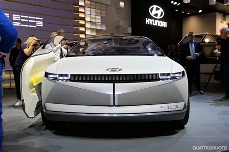 Hyundai Ev Concept Le Foto Live Dal Salone Di Francoforte