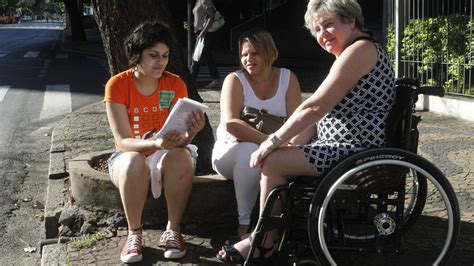 Fotos Estudantes Protestam Contra Exame De Medicina Do Cremesp Em