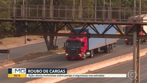 Ação alerta motoristas sobre perigos do roubo de cargas e segurança nas