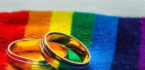 Casados pero sin derechos los matrimonios gay esperan la legalización en la India