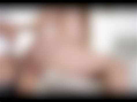 Castingcouch x Blonde Chloe Scott Fingered and Fucked by Casting Agent Vidéos Porno Gratuites