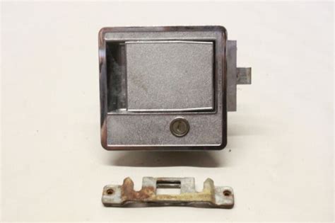 Bargman Replacement Parts For L 300 Door Lock Vintage Trailer Door Lock For Sale Online Ebay