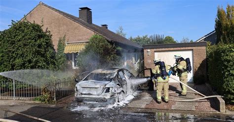 Brand In Materborn Drohte Berzugreifen Rauchs Ule Weithin Sichtbar