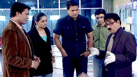 Watch Cid Episode No 602 Tv Series Online The Pin Sonyliv