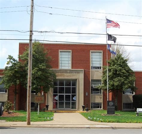 Crittenden County Courthouse | Outdoor decor, Courthouse, Outdoor