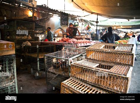 Saddar Market High Resolution Stock Photography And Images Alamy