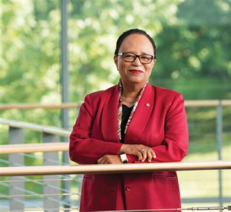 Shirley Ann Jackson 68 Phd 73 To Receive Aapt 2021 Oersted Medal