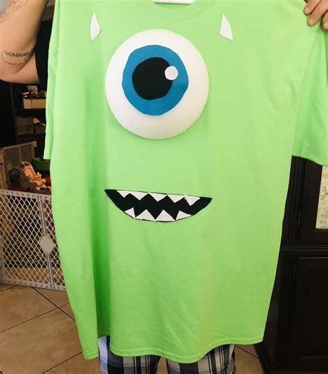 Diy Mike Wazowski Diy Costumes Men Mike Wazowski Costume Monsters Inc Halloween Costumes