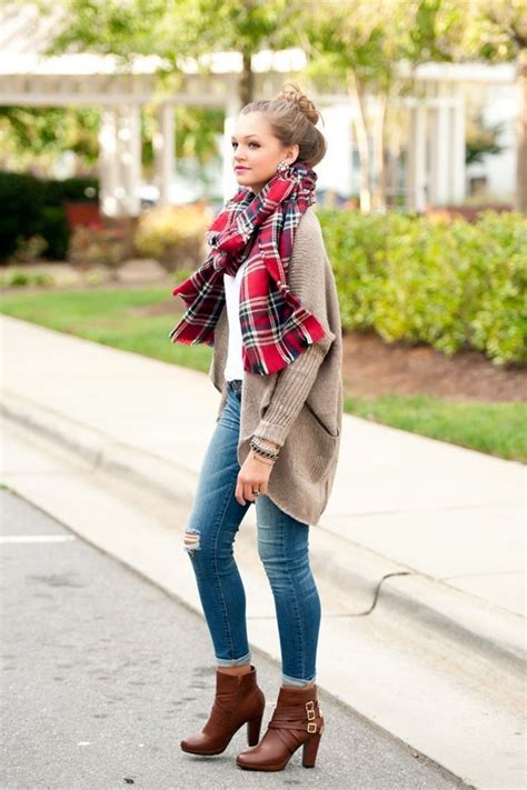 45 Scarf Outfit Ideas to try this Winter