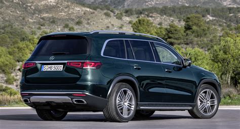Новый кроссовер Mercedes GLS представлен в Нью-Йорке — Авторевю