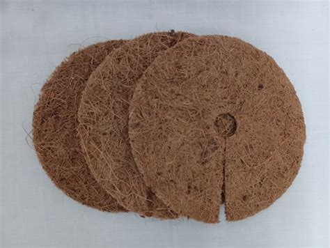 Circular Brown Natural And Organic Coconut Coir Fiber For Making Coir