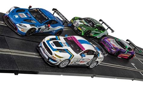 Scalextric ARC PRO Platinum GT Set, 4 Cars, Over 30' of Track SCAC1413 ...