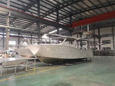 Luxury Cruiser Fiberglass Boat With Outboard Engine Yacht Luxury Boat