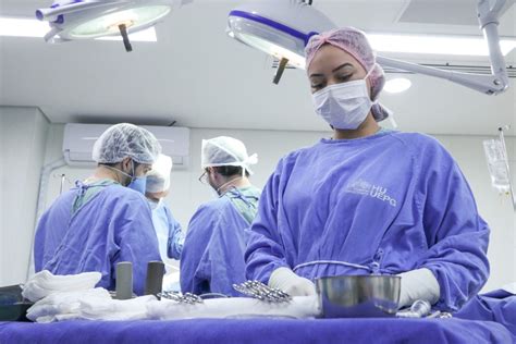 Cadastro De Pacientes Na Fila Para Fazer Cirurgias Eletivas